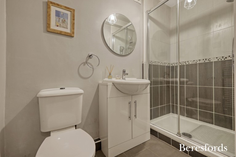 Images for Ashvale Gardens, Upminster, RM14