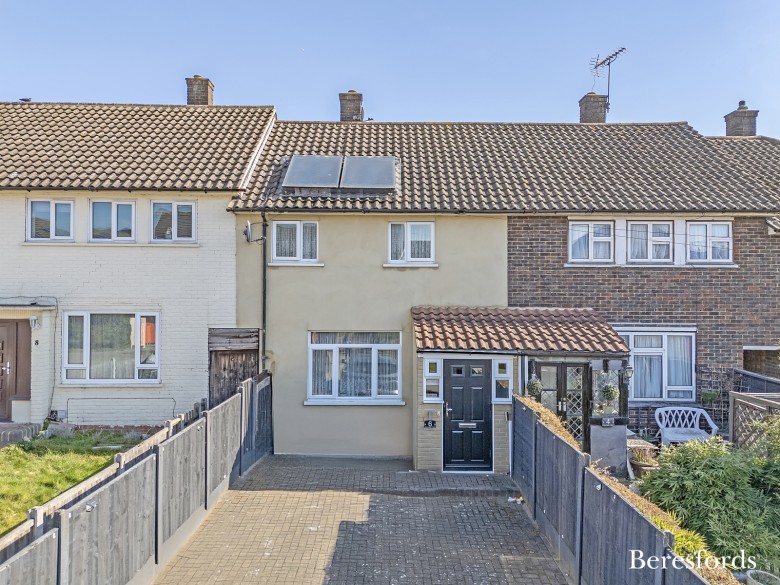 Click the photo for more details of Darlington Path, Romford, RM3