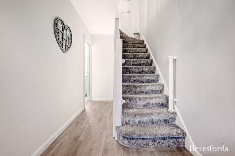 Images for Ravensbourne Crescent, Romford, RM3