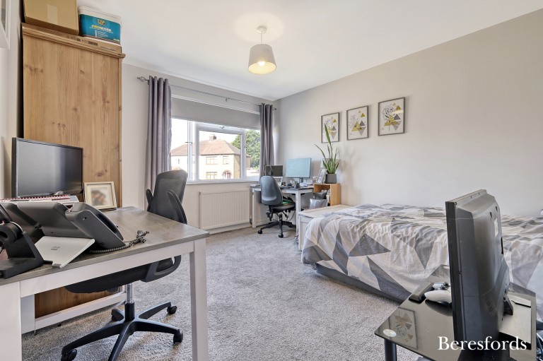Images for Ravensbourne Crescent, Romford, RM3