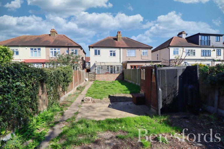 Images for Oak Avenue, Upminster, RM14
