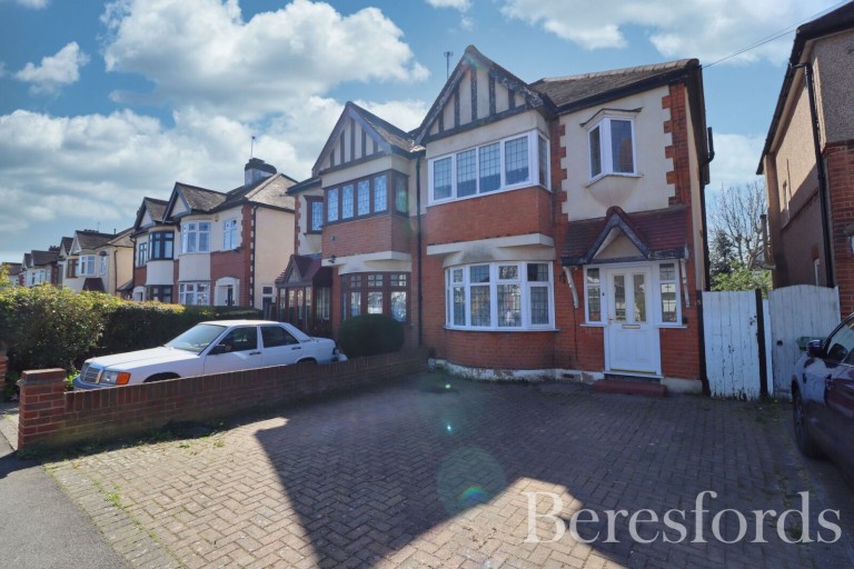 Images for Oak Avenue, Upminster, RM14