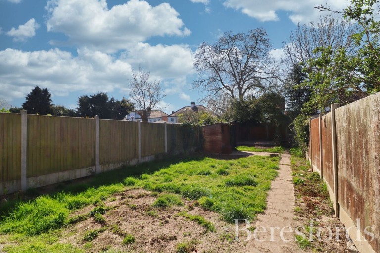 Images for Oak Avenue, Upminster, RM14