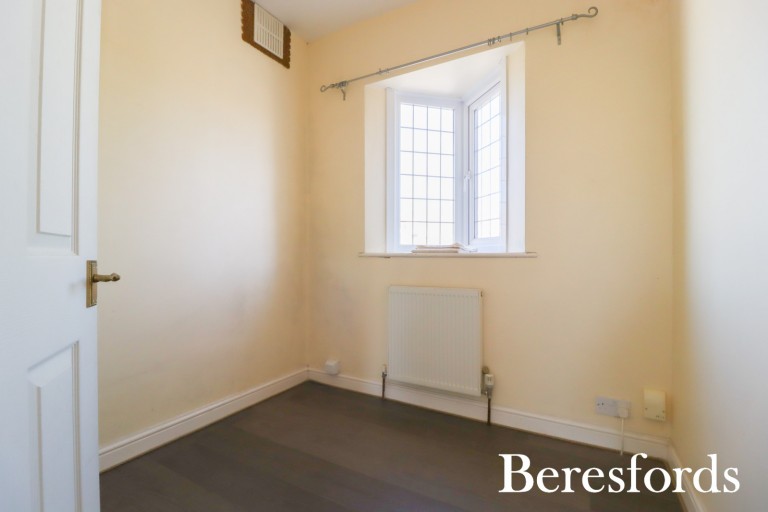 Images for Oak Avenue, Upminster, RM14