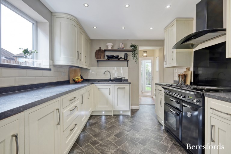 Images for Carswell Close, Hutton, Brentwood, Essex, CM13