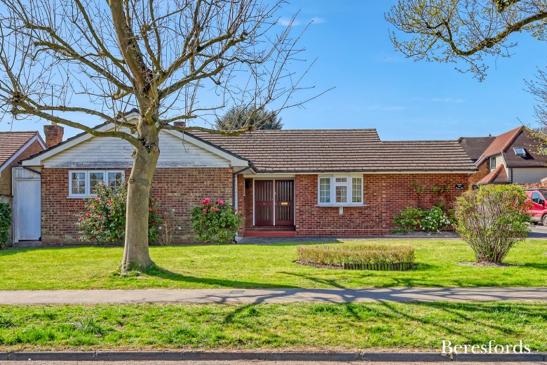Click the photo for more details of Leafy Way, Hutton, Brentwood, Essex, CM13