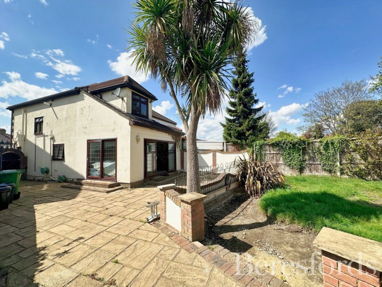 Images for Hayburn Way, Hornchurch, RM12