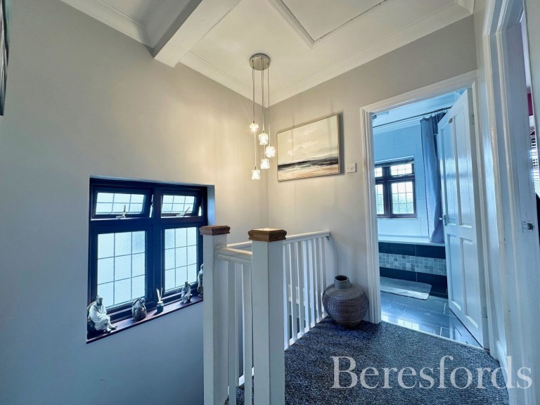 Images for Hayburn Way, Hornchurch, RM12