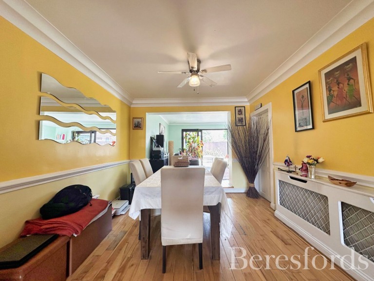 Images for Hayburn Way, Hornchurch, RM12