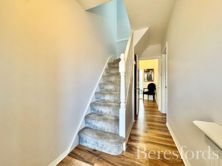 Images for Frimley Avenue, Hornchurch, RM11