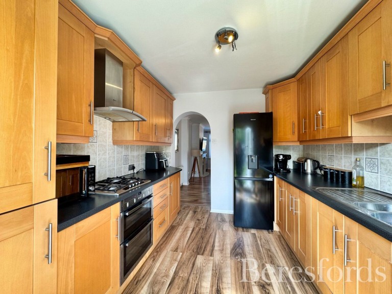 Images for Frimley Avenue, Hornchurch, RM11