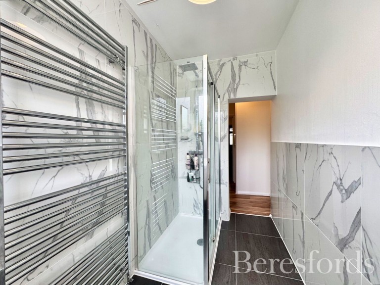 Images for Frimley Avenue, Hornchurch, RM11