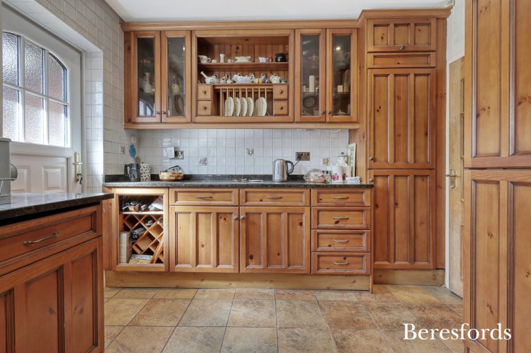 Images for Parkland Avenue, Upminster, RM14