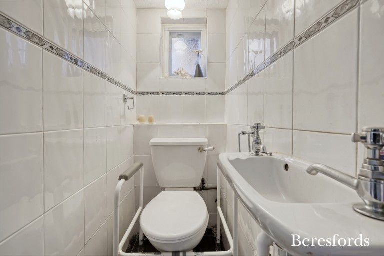 Images for Parkland Avenue, Upminster, RM14