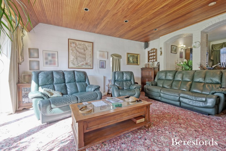 Images for Parkland Avenue, Upminster, RM14