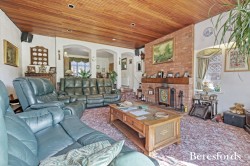 Images for Parkland Avenue, Upminster, RM14