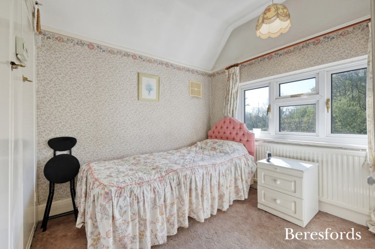 Images for Parkland Avenue, Upminster, RM14