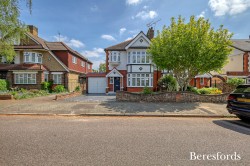 Images for Brackendale Gardens, Upminster, RM14