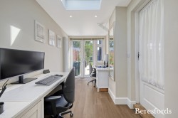 Images for Brackendale Gardens, Upminster, RM14