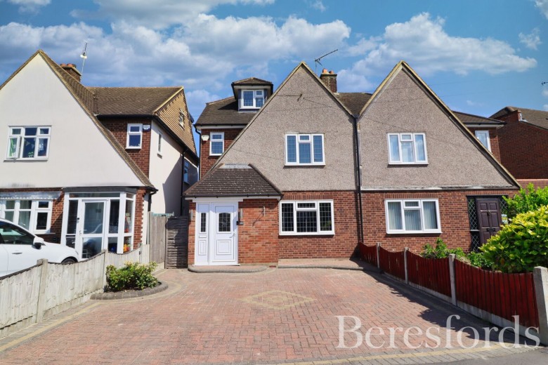Click the photo for more details of Marlborough Gardens, Upminster, RM14