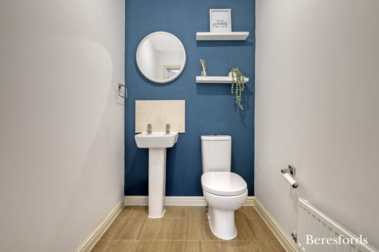 Images for Meadfarm Close, Romford, RM3
