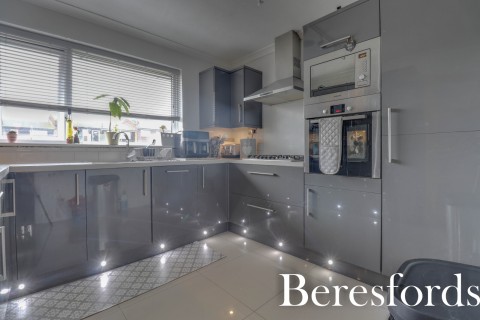 Click the photo for more details of Hunter Avenue, Shenfield, Brentwood, Essex, CM15