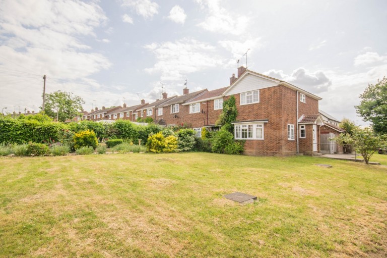 Images for Willingale Close, Hutton, Brentwood, Essex, CM13