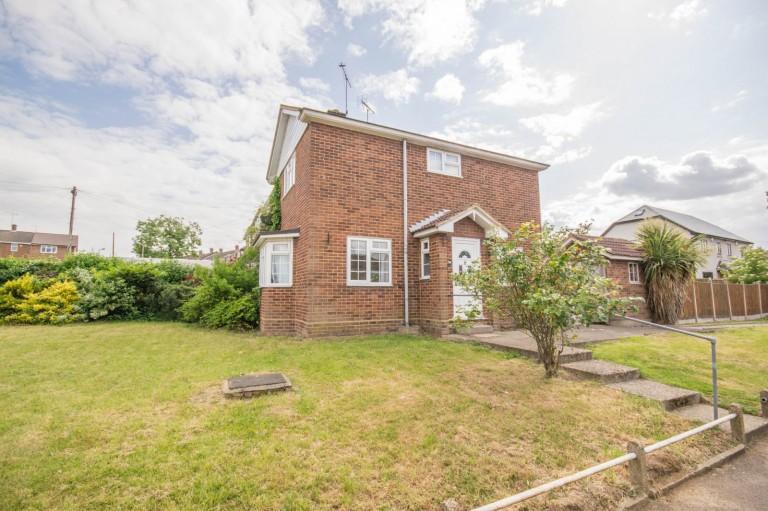 Images for Willingale Close, Hutton, Brentwood, Essex, CM13