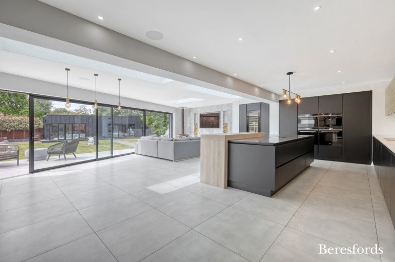 Images for Widworthy Hayes, Hutton Mount, Brentwood, Essex, CM13
