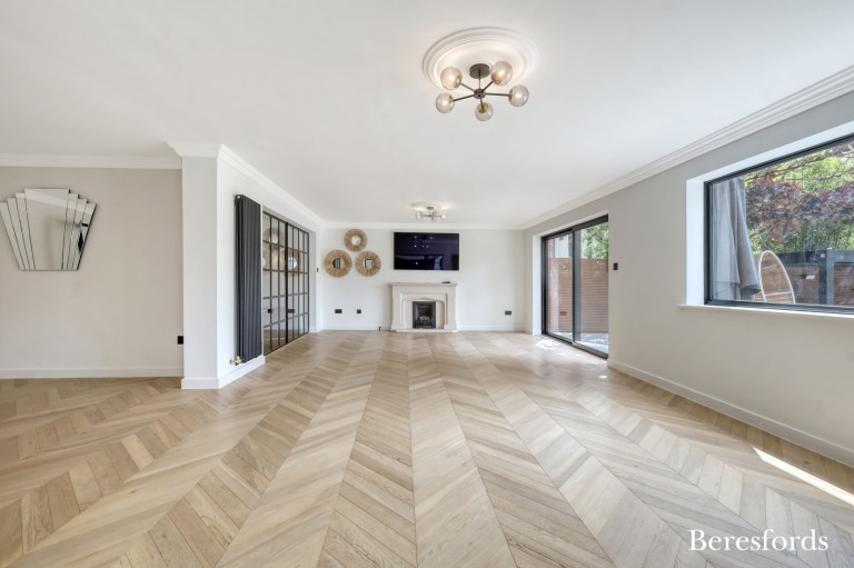 Images for Widworthy Hayes, Hutton Mount, Brentwood, Essex, CM13