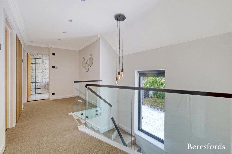 Images for Widworthy Hayes, Hutton Mount, Brentwood, Essex, CM13