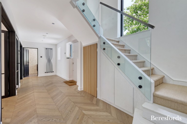 Images for Widworthy Hayes, Hutton Mount, Brentwood, Essex, CM13