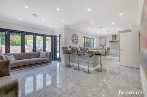 Click the photo for more details of Longaford Way, Hutton Mount, Brentwood, Essex, CM13