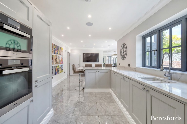 Images for Longaford Way, Hutton Mount, Brentwood, Essex, CM13