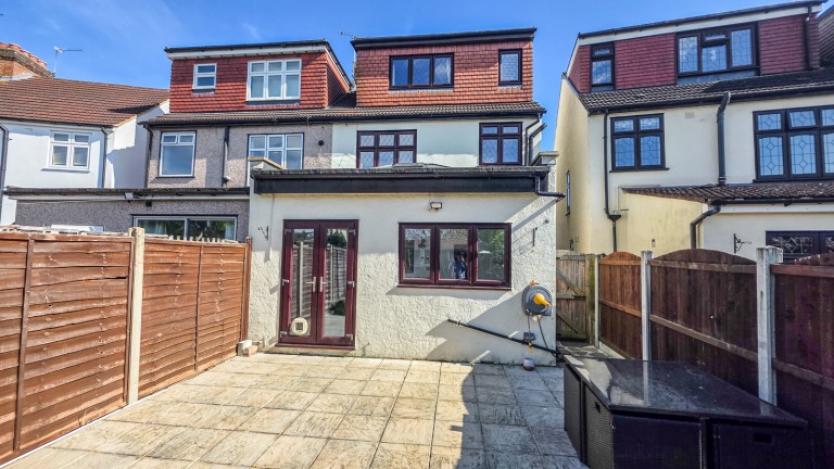 Images for Cambridge Avenue, Gidea Park, RM2