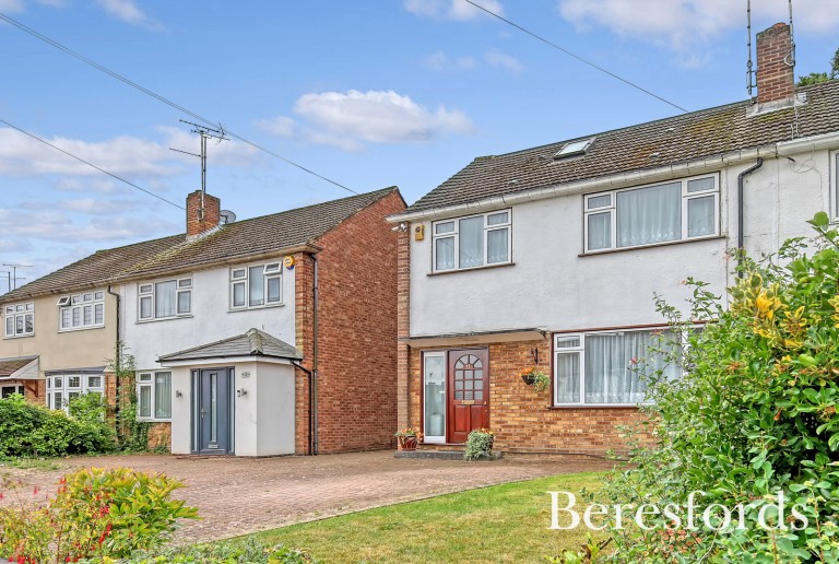 Images for Shaw Crescent, Hutton, Brentwood, Essex, CM13