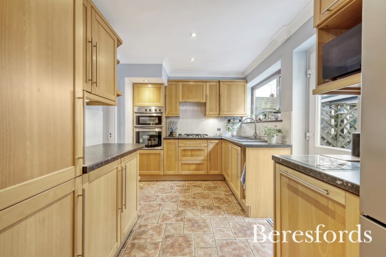 Images for Shaw Crescent, Hutton, Brentwood, Essex, CM13