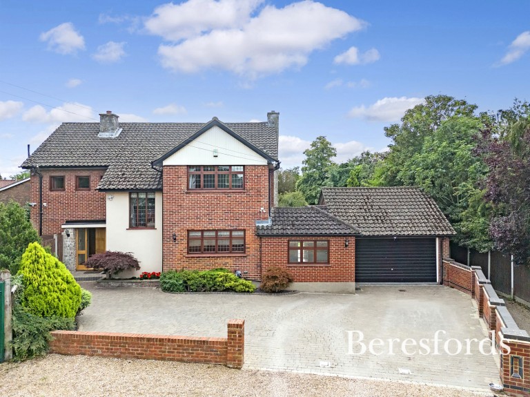 Images for Gidea Close, Gidea Park, Romford, RM2