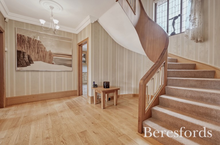Images for Gidea Close, Gidea Park, Romford, RM2