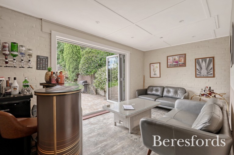 Images for Gidea Close, Gidea Park, Romford, RM2