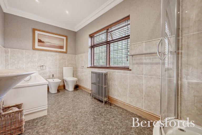 Images for Gidea Close, Gidea Park, Romford, RM2