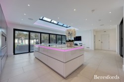 Images for Severn Avenue, Gidea Park, RM2
