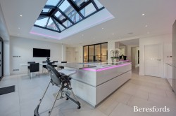 Images for Severn Avenue, Gidea Park, RM2