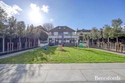 Images for Severn Avenue, Gidea Park, RM2