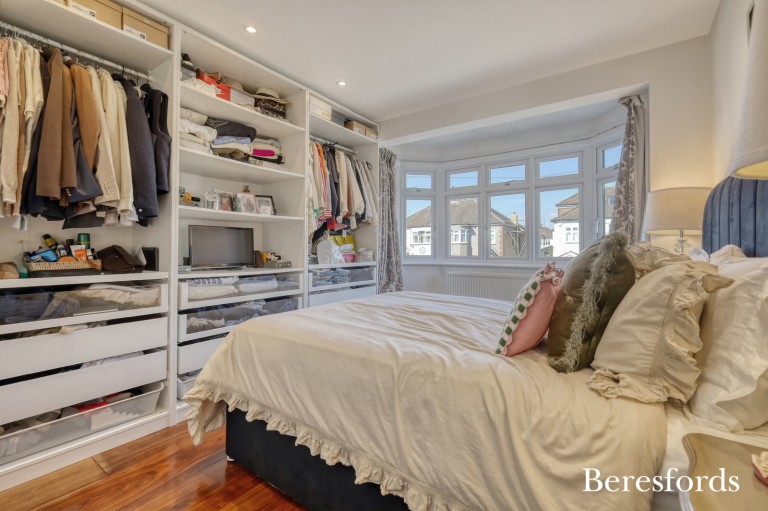 Images for Ashvale Gardens, Upminster, RM14