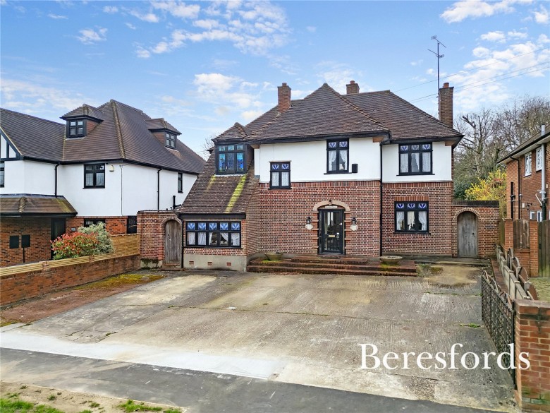 Click the photo for more details of Friars Close, Shenfield, Brentwood, Essex, CM15