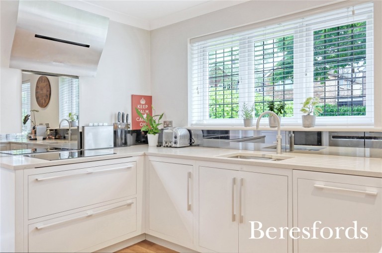 Images for Spurgate, Hutton, Brentwood, Essex, CM13