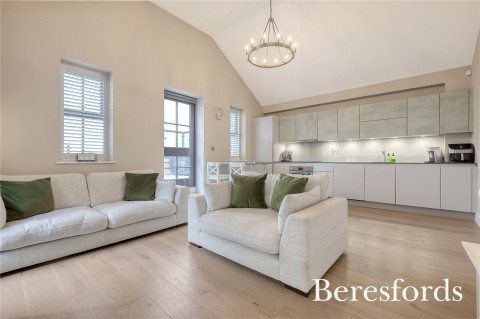 Click the photo for more details of Primrose Hill, Brentwood, Essex, CM14