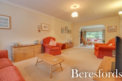 Click the photo for more details of Princes Way, Hutton, Brentwood, Essex, CM13
