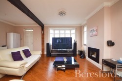 Images for Clyde Way, Rise Park, Romford, RM1
